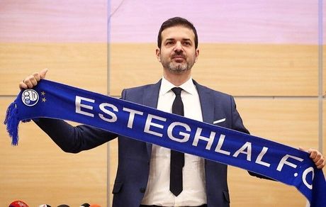 رای پرونده شکایت استراماچونی از استقلال دوباره به تعویق افتاد