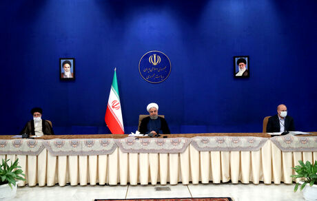 روحانی: استقراض از بانک مرکزی را از دستور کار دولت خارج کرده‌ایم