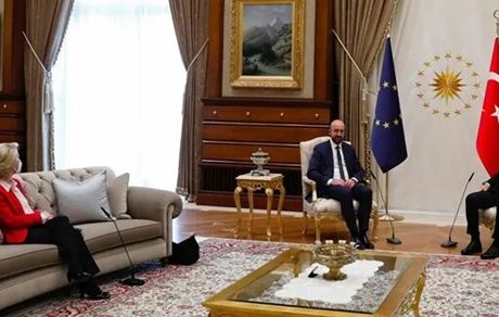 وزیر خارجه ترکیه "ادعاهای غیرمنصفانه" درباره سوفاگیت را رد کرد