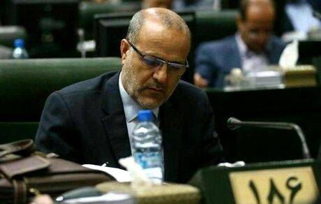 برخورد قهری با دانشگاه جواب نمی‌دهد/ حوادث «شریف» باید در خود دانشگاه حل شود