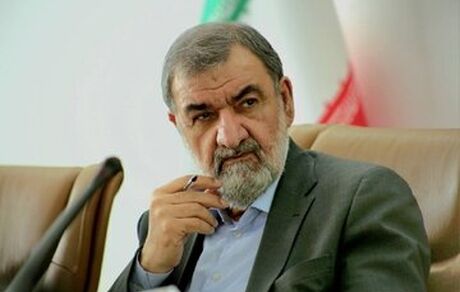 محسن رضایی: رهبر انقلاب ماشاالله یک جوان بسیار پرانرژی است، شایعات را باور نکنیم / دیپلماسی فقط به معنای مذاکره نیست