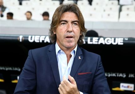 سرمربی استقلال به یک ماه حبس محکوم شد!