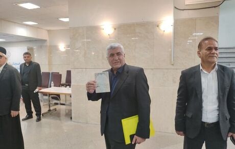 ادامه ثبت نام نمایندگان سابق مجلس برای انتخابات ریاست جمهوری