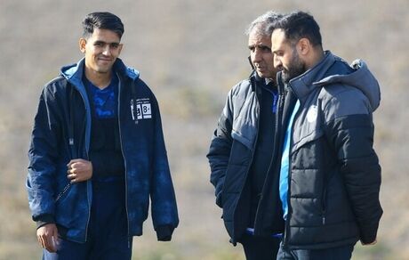هافبک استقلال دو ماه دور از میادین