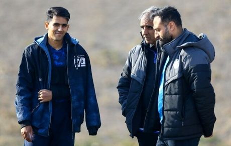 هافبک استقلال دو ماه دور از میادین