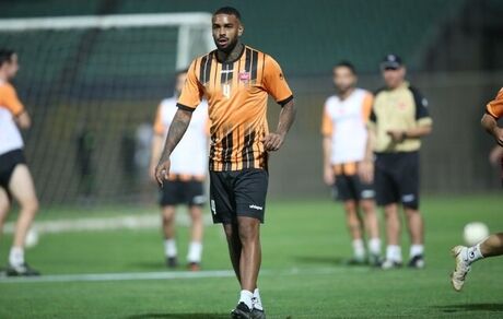 بحران جدید در پرسپولیس: قسط دوم مهاجم هلندی پرداخت نشد