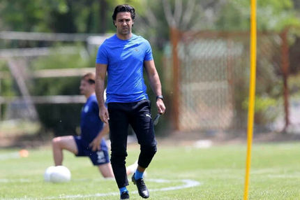 مجیدی پشت دستیارش درآمد/ عکس