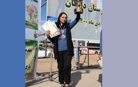 دنیا سرباشی مقام سوم دوی صحرانوردی کشور و انتخابی تیم ملی را کسب کرد