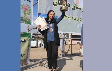 دنیا سرباشی مقام سوم دوی صحرانوردی کشور و انتخابی تیم ملی را کسب کرد
