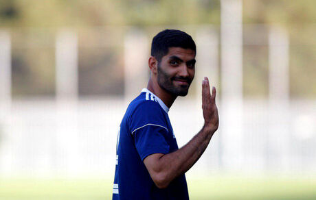 پیشنهاد نجومی چینی‌ها به مدافع پرسپولیس
