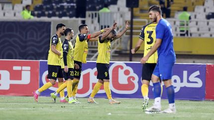 صعود سپاهان به رده دوم لیگ برتر فوتبال