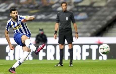 رکورد: طارمی پورتو را به کورس قهرمانی برگرداند
