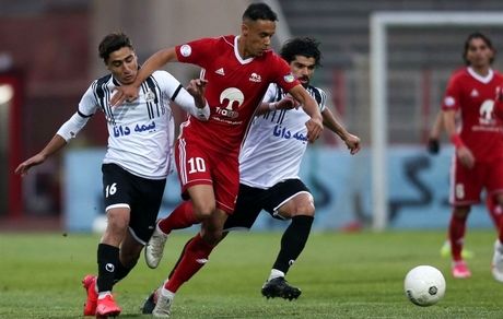 کمیته انضباطی: بازی تراکتور و نفت مسجدسلیمان بدون تماشاگر شد