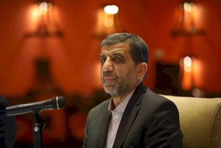 واکنش ضرغامی به سرقت فرش‌های سعدآباد