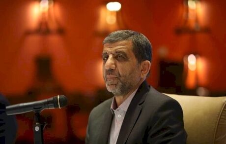 واکنش ضرغامی به سرقت فرش‌های سعدآباد