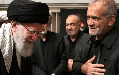 رئیس جمهور: رهبری شهید آموخت که بزرگترین سرمایه ایران، مردم و وحدت آنان است