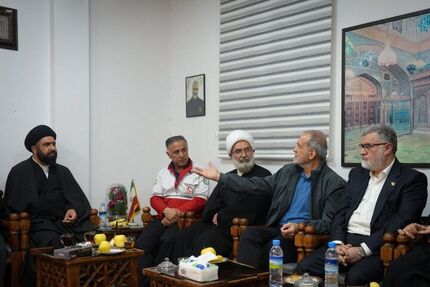 پزشکیان: مسجد به «دولت محله» تبدیل شود