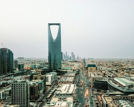 عربستان به دنبال افزایش تعطیلات به سه روز در هفته