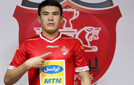 کارت بازی بازیکن جدید پرسپولیس صادر شد