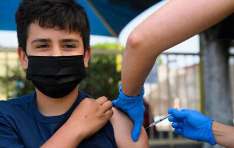 واکسیناسیون دانش‌آموزان اجباری نیست