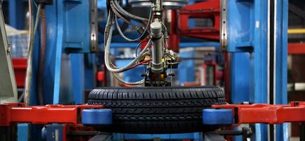 سخنگوی انجمن صنفی: به مردم اطمینان می‌دهیم اجازه بروز مشکل در تامین تایر و لاستیک را نخواهیم داد