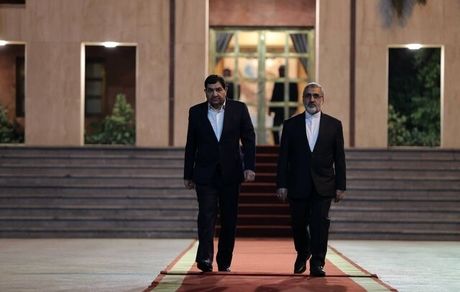 برای شرکت در اجلاس سران جنبش عدم تعهد، مخبر به اوگاندا رفت