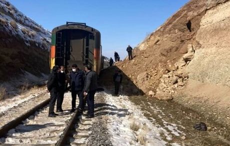 با مقصران حادثه خروج قطار ارومیه_ تهران برخورد می شود
