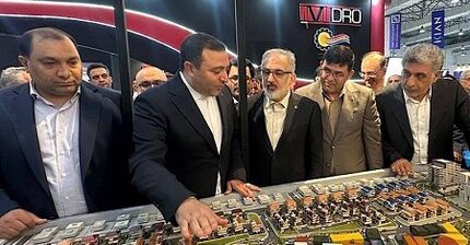 بازدید مدیرعامل بانک مسکن از غرفه‌های نمایشگاه کیش اینوکس ۲۰۲۵ در اولین روز
