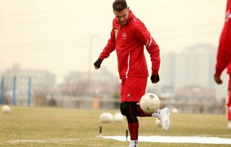 ثبت قرارداد استوکس با پرسپولیس