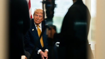 ترامپ دستور استقرار ۲ زیردریایی هسته‌ای در نزدیکی روسیه را صادرکرد