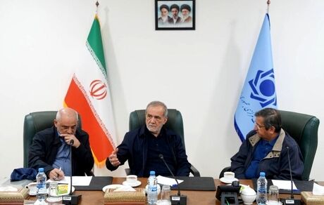 رئیس جمهور: ثبات اقتصادی در شرایط جنگی باید مورد توجه باشد