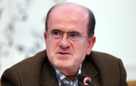 
لاهوتی: مجلس توزیع درآمد حاصل از بنزین بین مردم را بررسی کند
