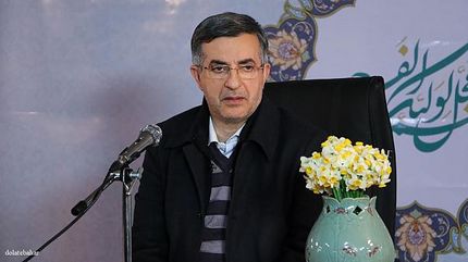 مشایی عزادار شد/ او از زندان به مرخصی خواهد رفت