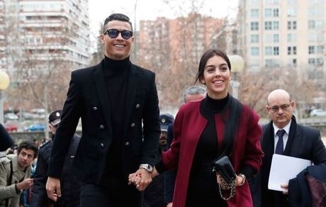 لو رفتن زمان پایان فوتبال کریس رونالدو