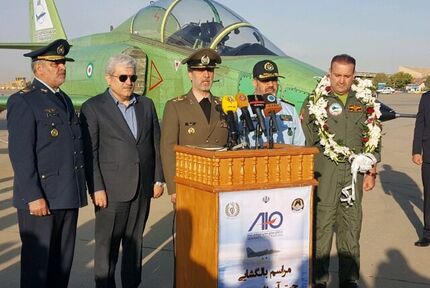 وزیر دفاع: جت "یاسین" نماد بارز شکست تحریم­­‌ها و پیام روشنی به استکبار است