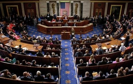 خواست مجلس نمایندگان آمریکا از مایک پنس برای برکناری ترامپ