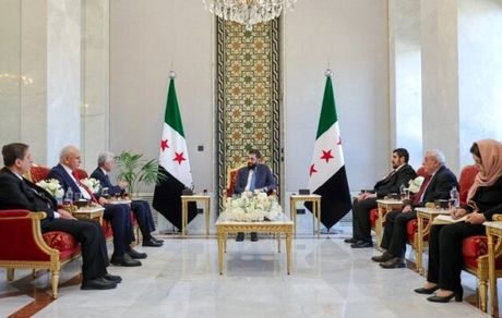 رئیس دولت موقت سوریه مدعی تضمیم حقوق کردها شد