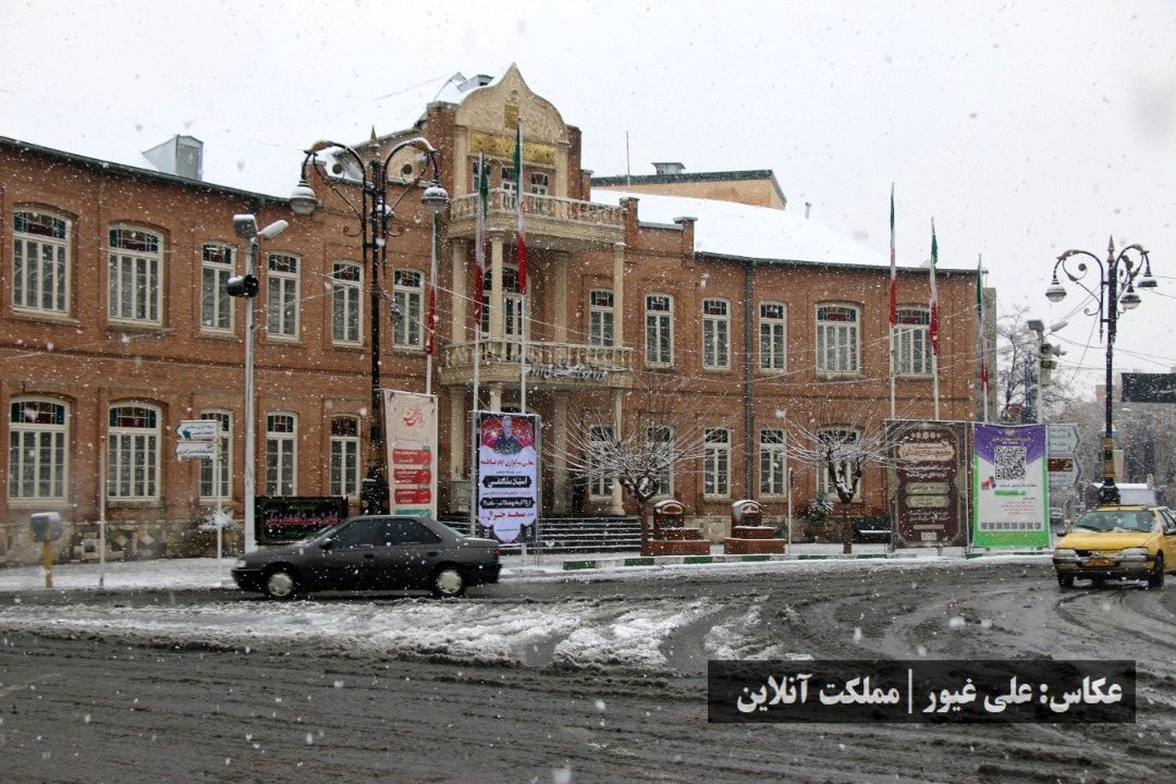 در هشتاد و ششمین روز پائیز، ارومیه سفیدپوش شد