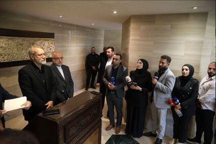 لاریجانی: آرزوی ما قوی و مستقل شدن کشورهای منطقه است / به کسی دستور نمی‌دهیم