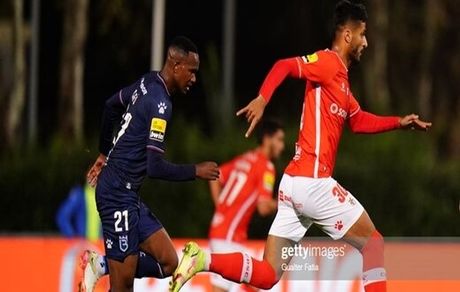 استقلال شرایط پیوستن قرضی لژیونر ایرانی سانتاکلارا را قبول کرد