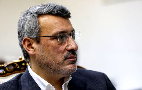 
عذرخواهی بعیدی‌نژاد بابت انتقال اطلاعات اشتباه به رسانه‌ها
