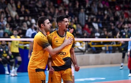 سقوط شهرداری ارومیه و پیکان در لیگ برتر والیبال / فولاد سیرجان و شهداب یزد همچنان در صدر