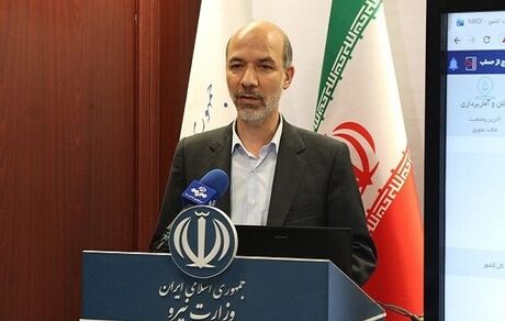 وزیر نیرو: آخرین پروژه احیای دریاچه ارومیه کلید می‌خورد