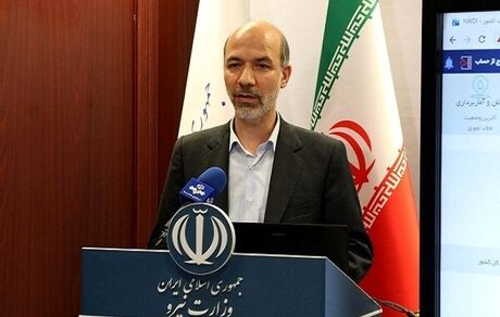 وزیر نیرو: آخرین پروژه احیای دریاچه ارومیه کلید می‌خورد