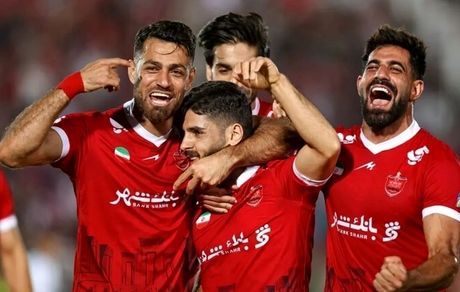 پرسپولیس به کمک ذوب آهن از بحران خارج شد / هاشمیان به آرامش رسید