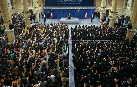 مذاکره با دولت فعلی آمریکا، تحریم را باز نمی‌کند