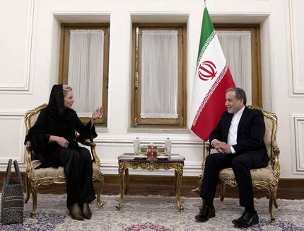 عراقچی: حزب‌الله به عنوان یک نیروی ریشه‌دار و مقتدر اثرگذاری خود را در عرصه تحولات لبنان حفظ کرده است