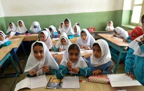 مدارس کشور از فردا باز است