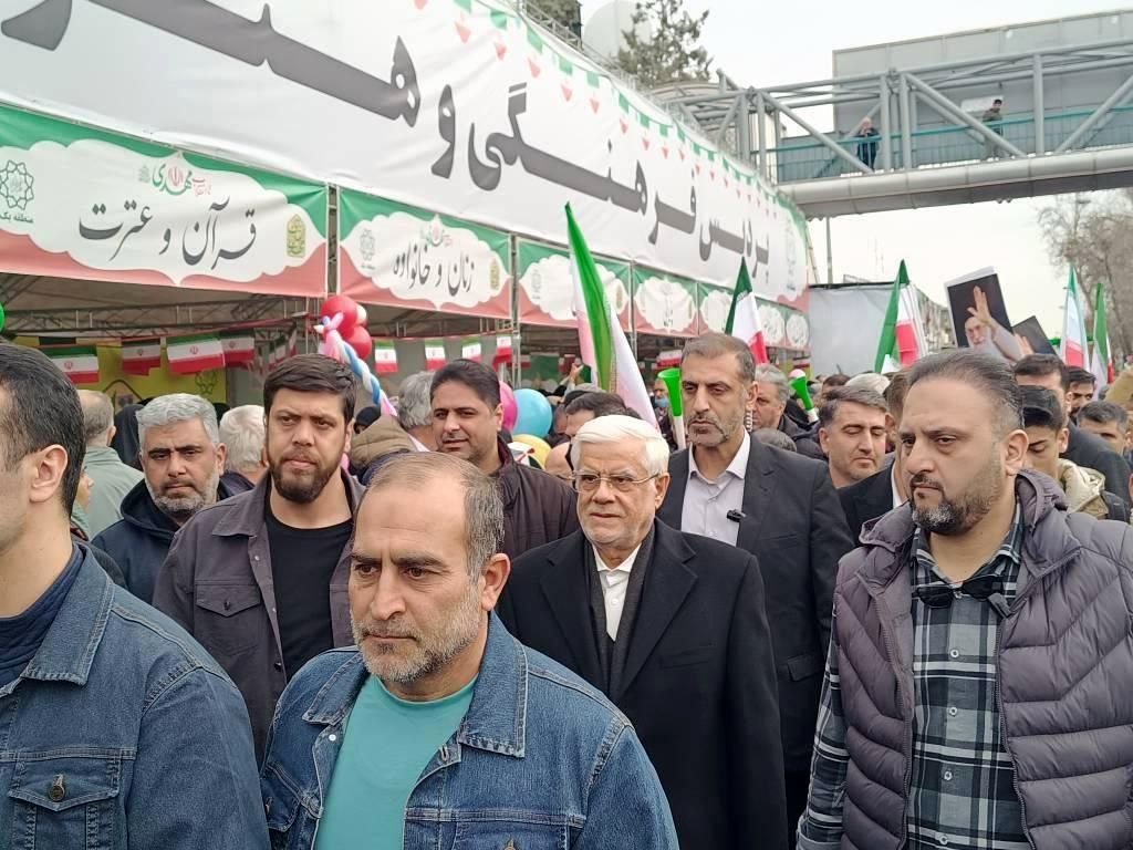 حضور آحاد مردم در راهپیمایی ۲۲ بهمن | تصاویر