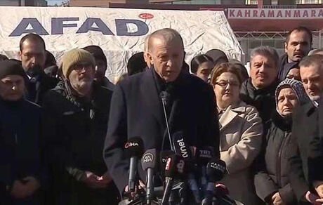 اردوغان: در یک سال، ۱۰ استان زلزله‌زده را از نو خواهیم ساخت